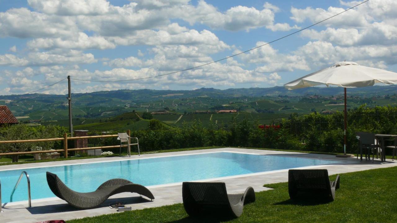 Villa Crissante La Morra Kamer foto